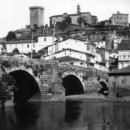 Apartment De 4 En El Centro De Monforte