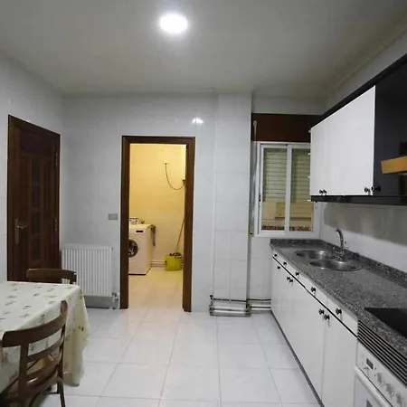 Apartment De 4 En El Centro De Monforte *